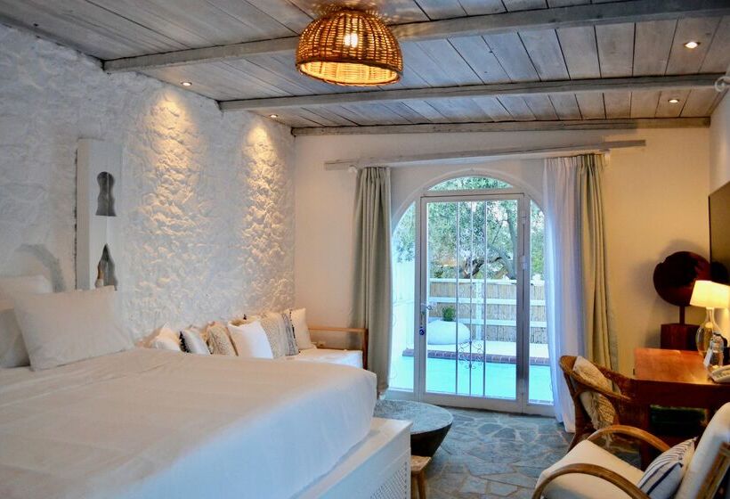 Люкс с Бассейном, Caesars Gardens Hotel & Spa   Adults Only