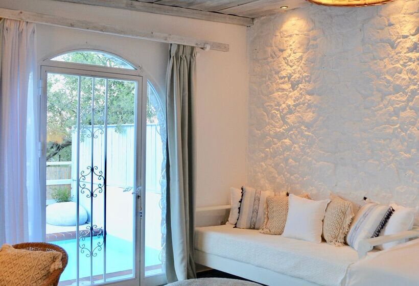 Люкс с Бассейном, Caesars Gardens Hotel & Spa   Adults Only