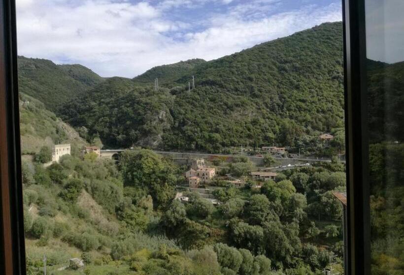Трехместный Номер Стандарт с Балконом, La Casa Sul Blu Albergo Diffuso