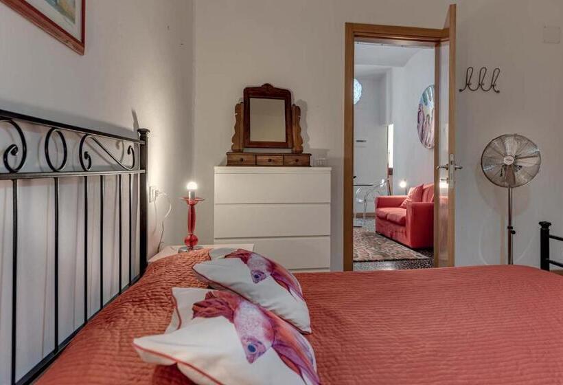 Стандартный Номер Кровать Кинг, Vedetta Townhouse   Camere E Appartamenti Nel Centro Storico By Be Vedetta