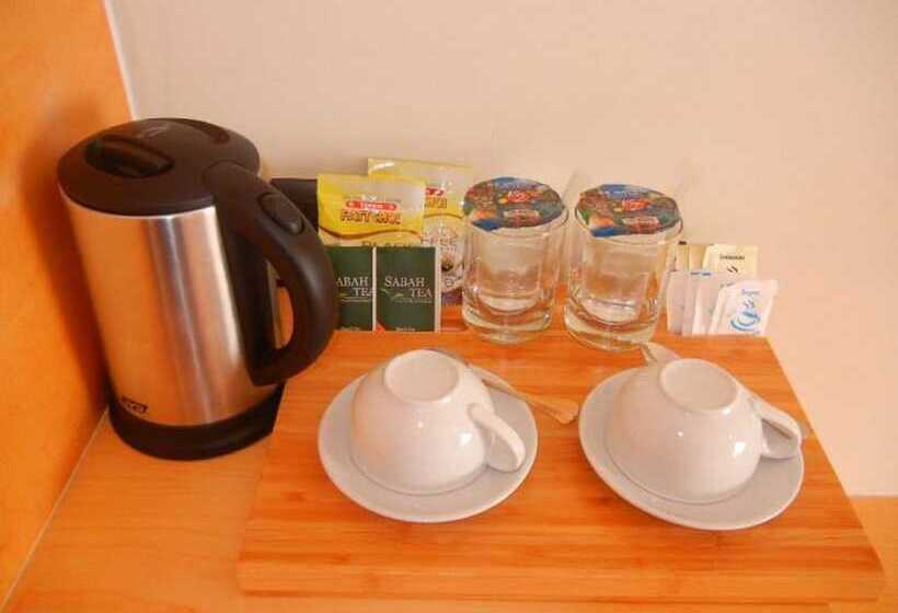 سوییت خانوادگی, C Haya