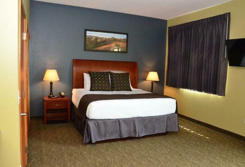 Люкс Кровать Кинг, Cobblestone Inn & Suites  Newton