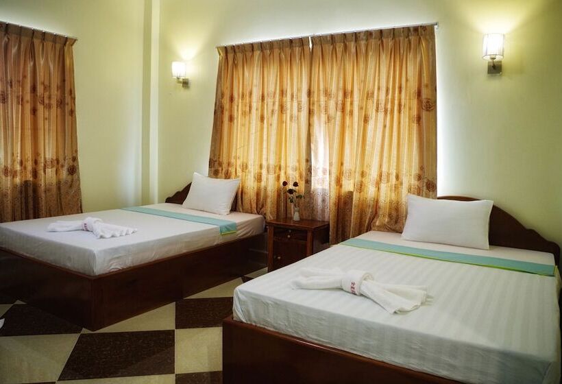 Номер Deluxe, Golden Star Inn