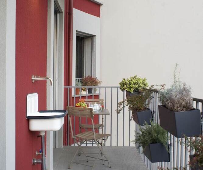 آپارتمان 2 خوابه, Milan Design Suites