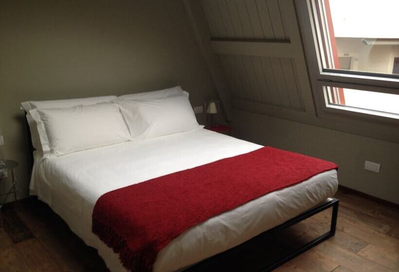 آپارتمان 2 خوابه, Milan Design Suites