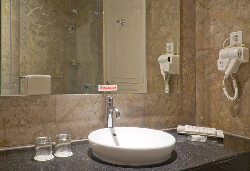 디럭스 스위트, Swiss Belhotel Lampung