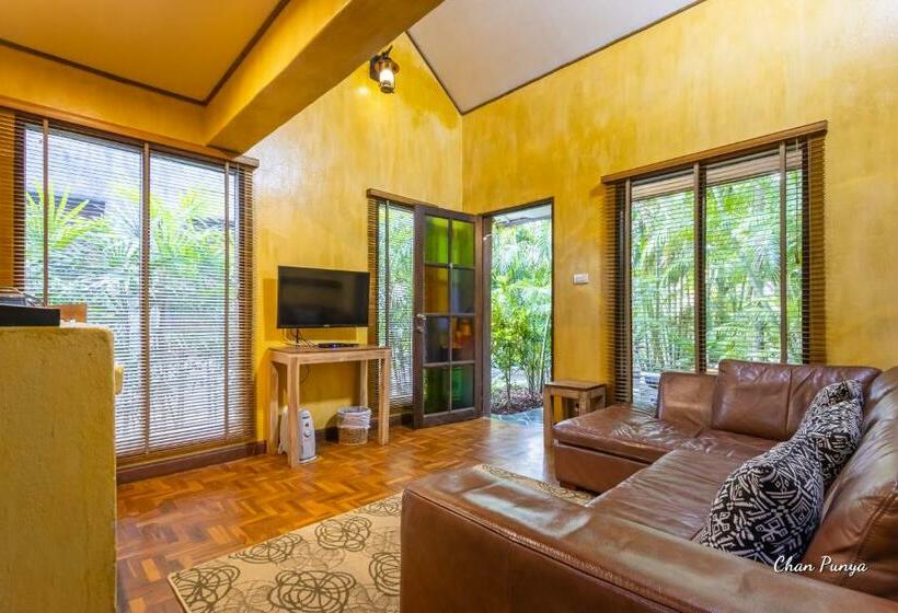 Семейный Номер Deluxe, Baanpong Lodge