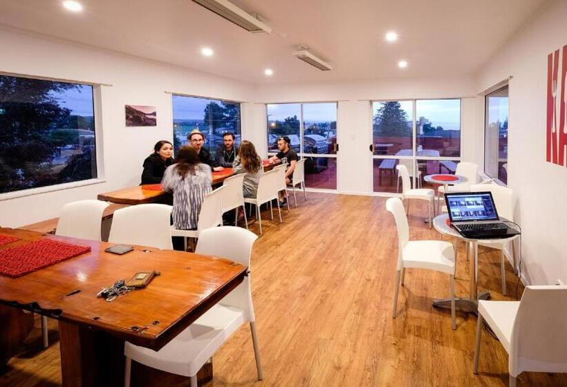 Номер Economy с общей ванной комнатой, Haka House Taupo