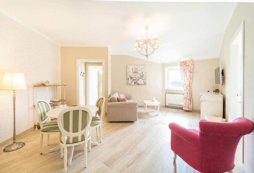 سوئیت با بالکن, Borgo Vecchio Locanda Di Charme