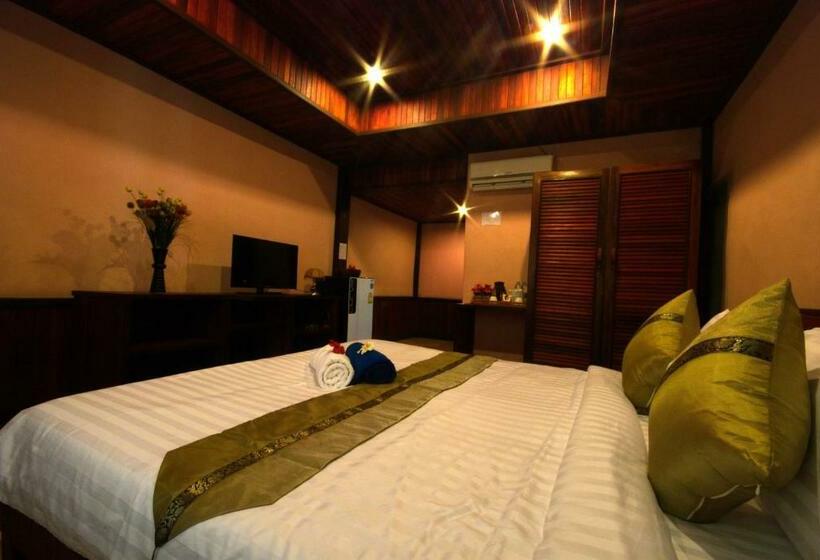 Номер Стандарт, Sangsawan Palace Khaolak Resort