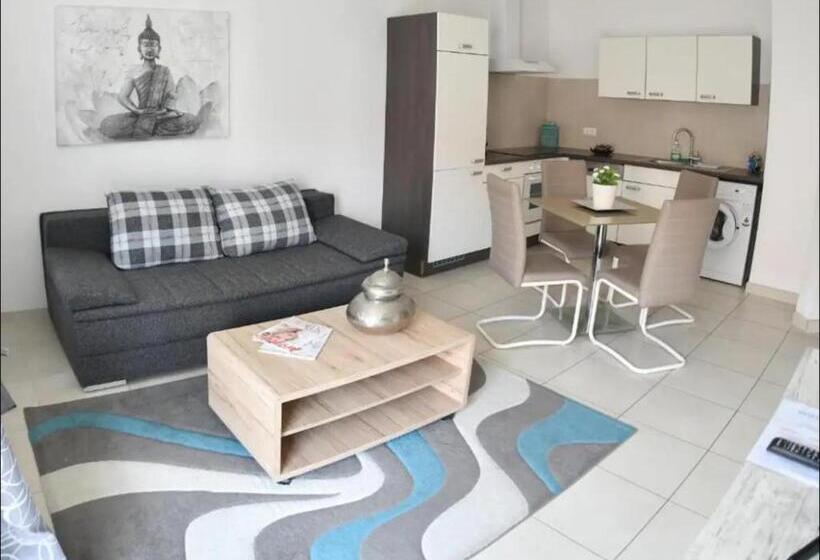 バルコニー付きスタンダードルーム, Vienna Airport Residences