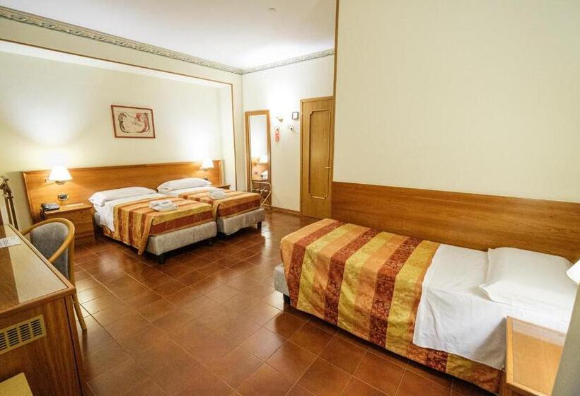 스탠다드 트리플 룸, Albergo Zoello Je Suis
