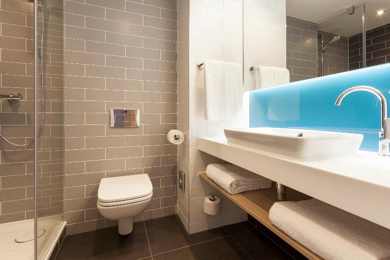 Номер Стандарт, Holiday Inn Express St. Albans   M25, Jct.22