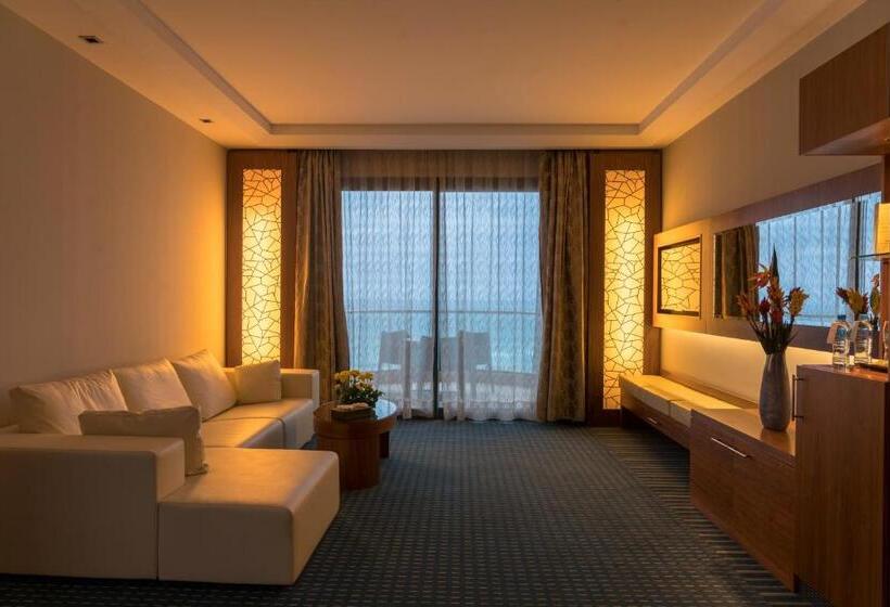 سوئیت با تخت بزرگ, Royal Tulip Skikda