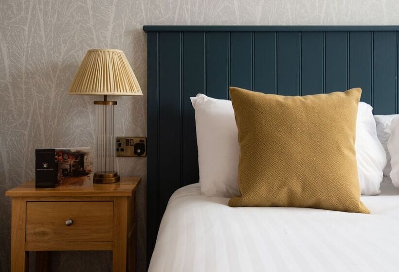 Семейный Номер, The Bull And Townhouse, Beaumaris  The Inn Collection Group