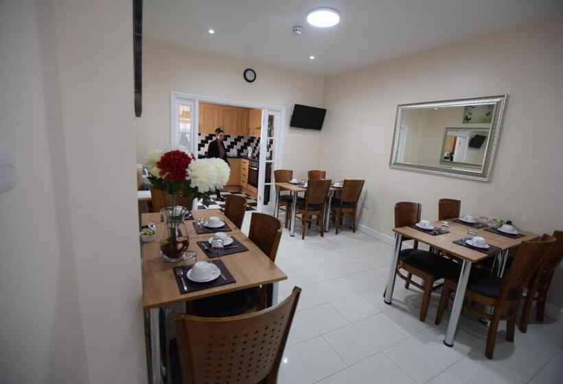 Номер Стандарт Индивидуальный, Woodlands Lodge Ilford