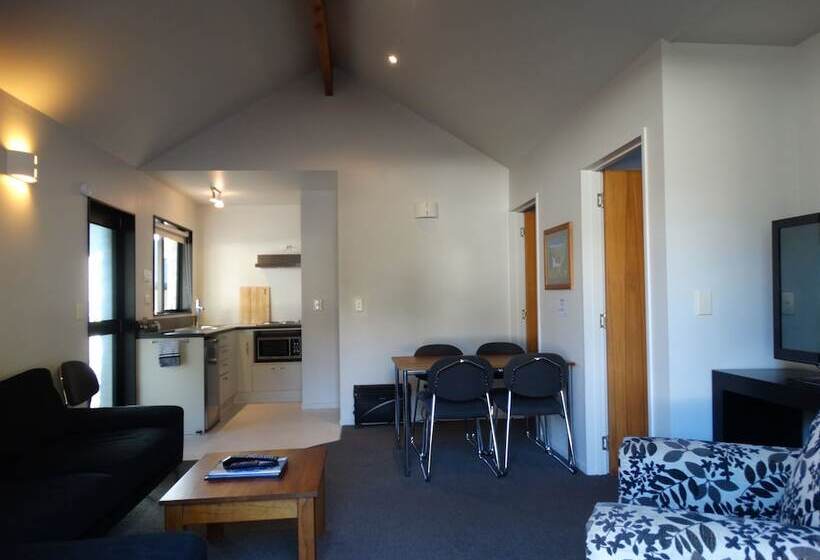 Апартаменты 2 Спальни, Alpine Glacier Motel
