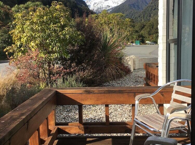 Студия Стандарт, Alpine Glacier Motel