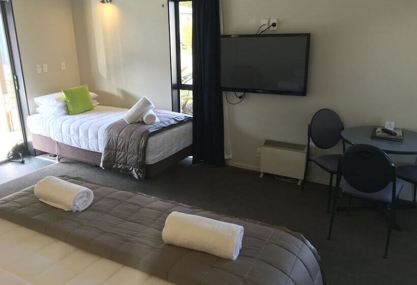 Семейное Студио, Alpine Glacier Motel