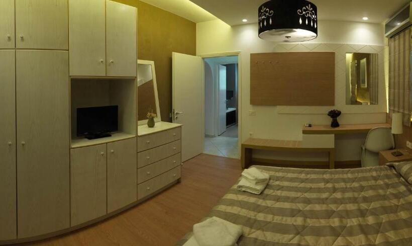 스위트, Epavlis Beach Resort