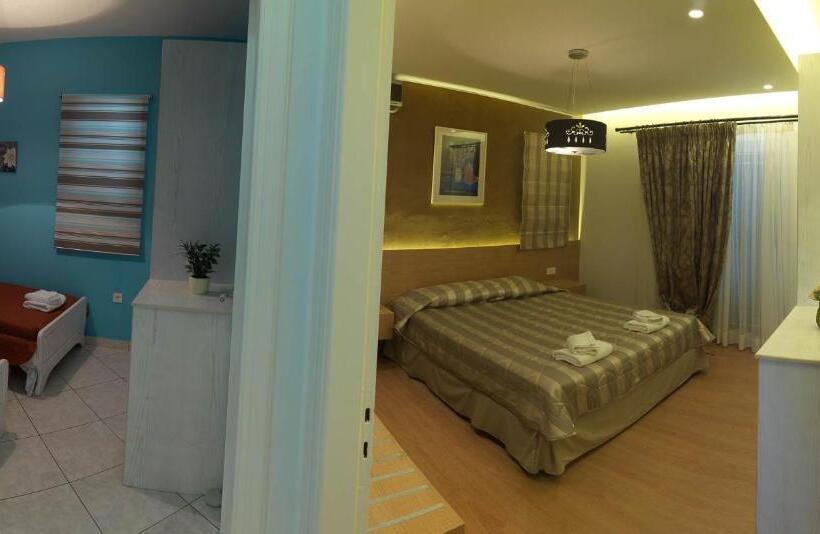 جناح, Epavlis Beach Resort