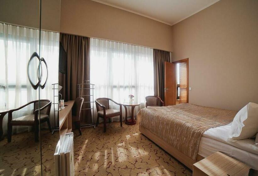 اتاق راحتی, Bishkek Boutique