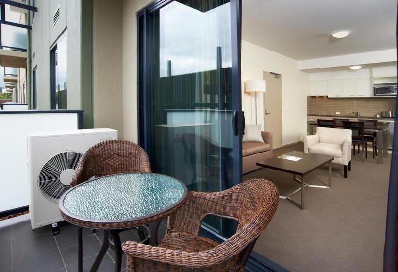 Апартаменты 3 Спальни, Quest Moorabbin
