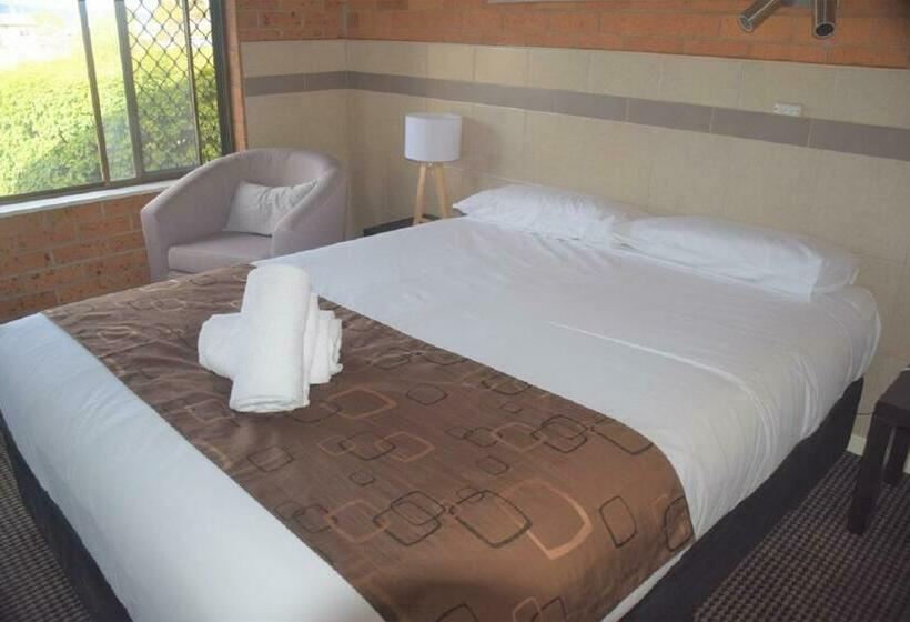 Номер Стандарт, Tamworth Central Motel