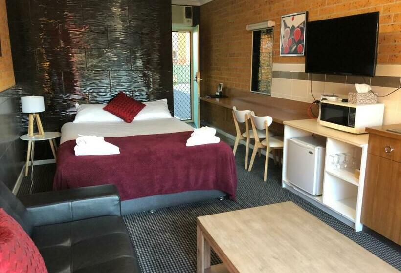Номер Deluxe, Tamworth Central Motel