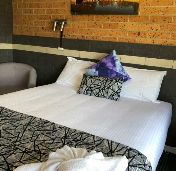 标准间, Tamworth Central Motel