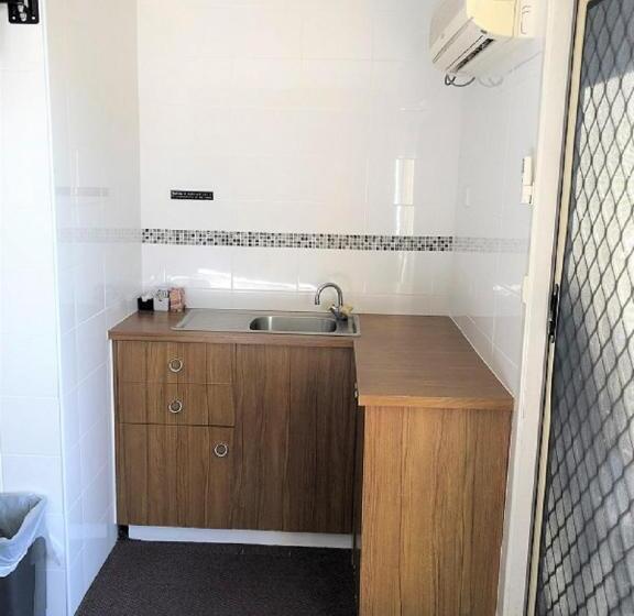 Семейный Номер, Tamworth Central Motel