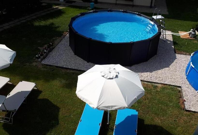 Классический Номер Вид на Сад, Agriturismo Ai Carpini