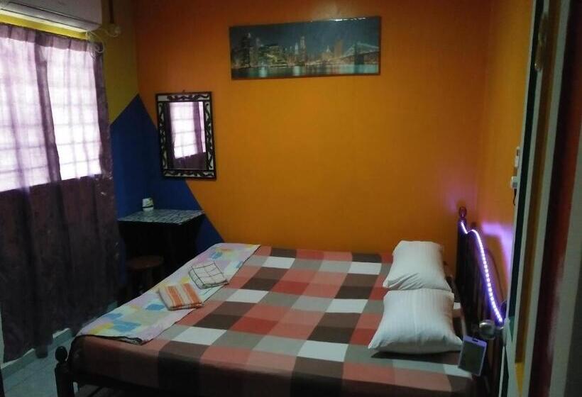 Номер Стандарт, Nazri Nipah Camp