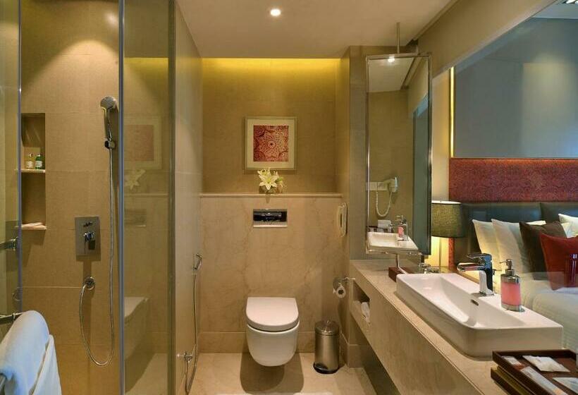 Номер Deluxe, Grand Mercure Agra