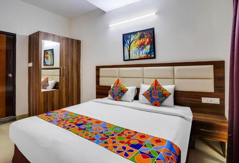 Номер Superior, Fabhotel Astra Electronic City