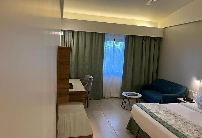 Номер Стандарт, The Fern Kesarval Hotel & Spa, Verna Plateau   Goa