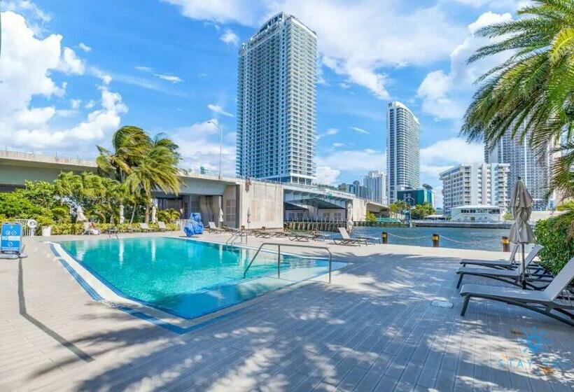 1间卧室的房子, Spectacular View With Balcony, Pool, Near Beach