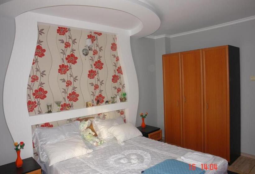 اتاق استاندارد با سرویس بهداشتی مشترک, Vila   Creta