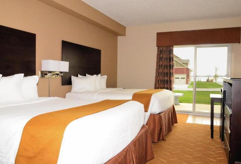 Номер Стандарт, Cobblestone Inn & Suites  Lake View