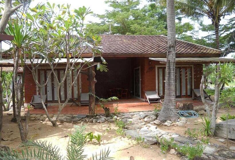 Семейный Номер Вид на Сад, Rachavadee Bankrut Resort