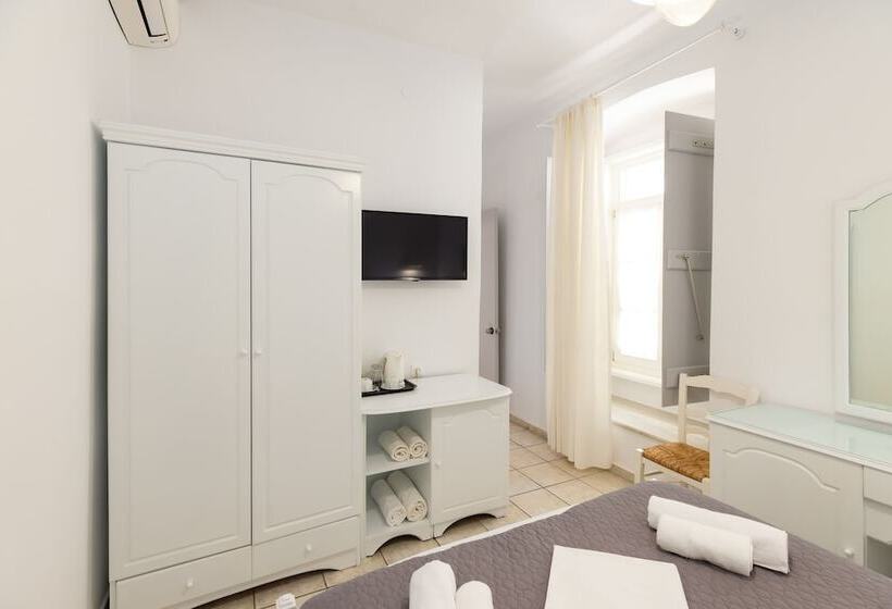 Номер Стандарт, Achilleas Pension