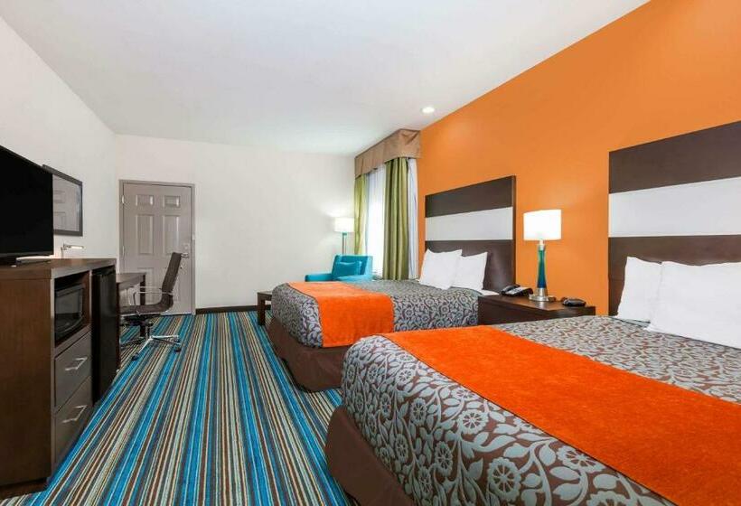 Номер Deluxe, Days Inn & Suites By Wyndham Katy
