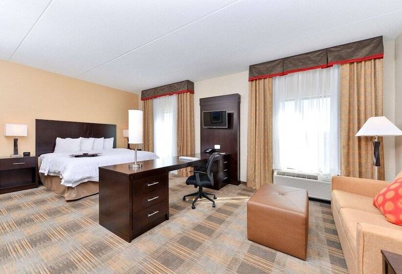Номер Стандарт, Hampton Inn & Suites California Universitypittsburgh