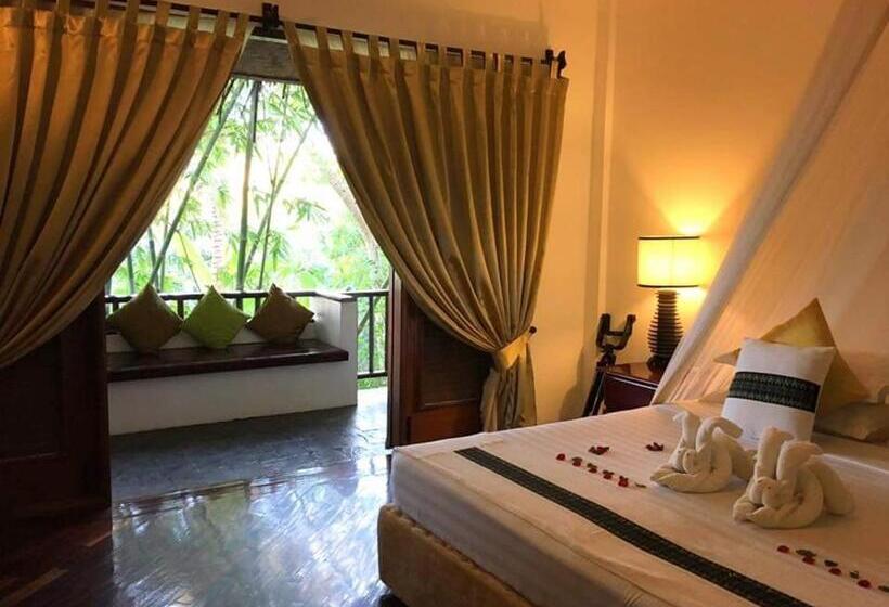 اتاق استاندارد با بالکن, Emerald Sea Resort