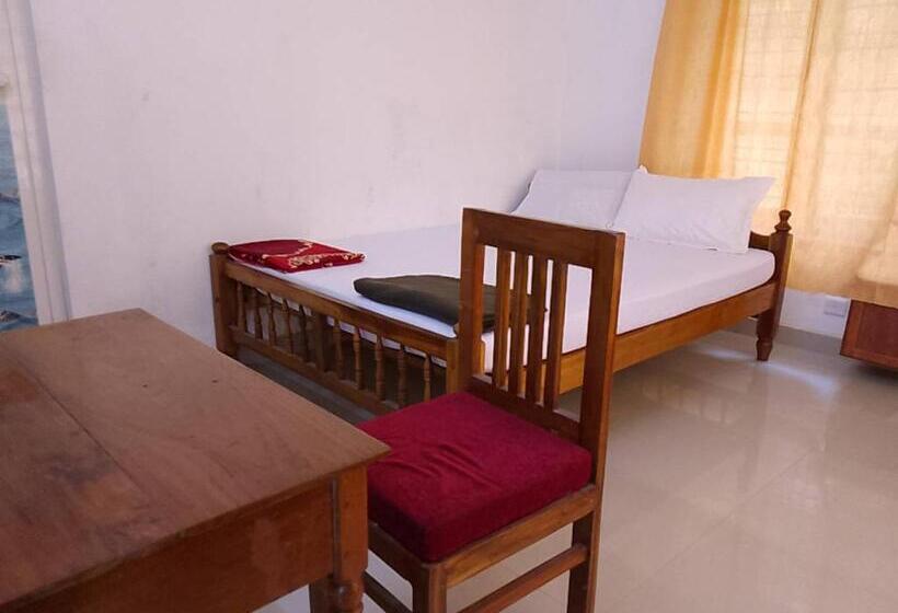 패밀리 룸, Somatheertham Ayurvedic Resort