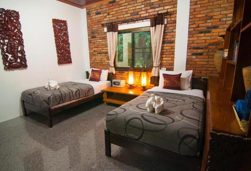 家庭洋房, Khaosok And Spa