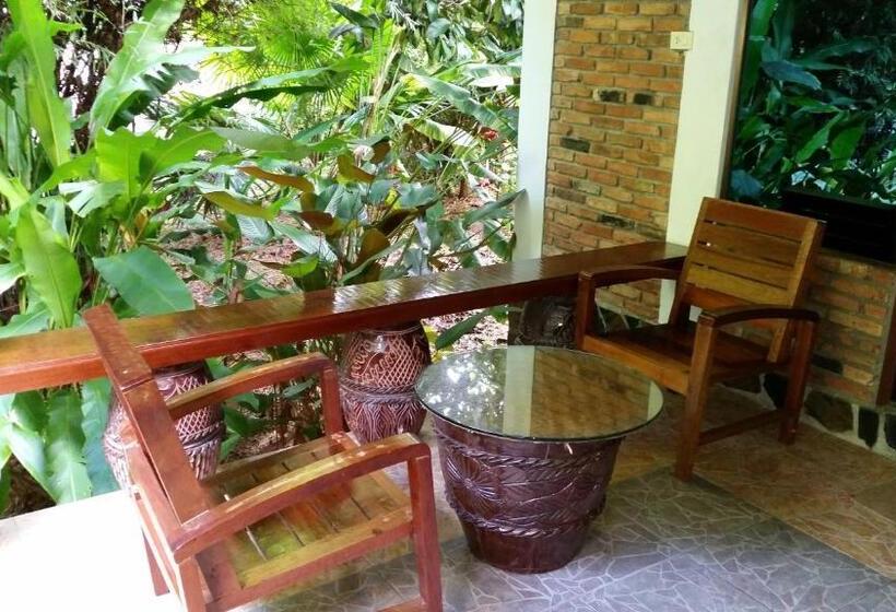 带2个卧室的标准洋房, Khaosok And Spa