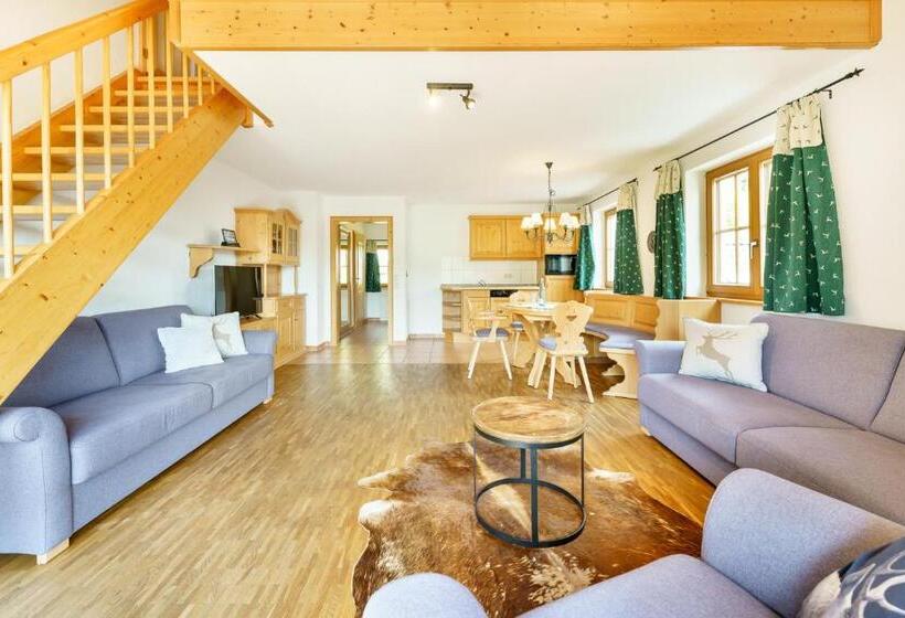Family Suite, Schlehdorn