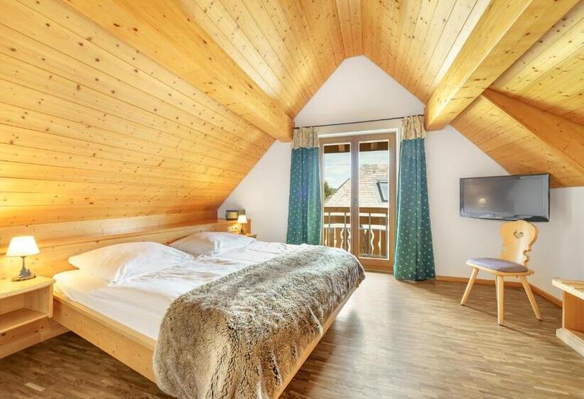 Family Suite, Schlehdorn
