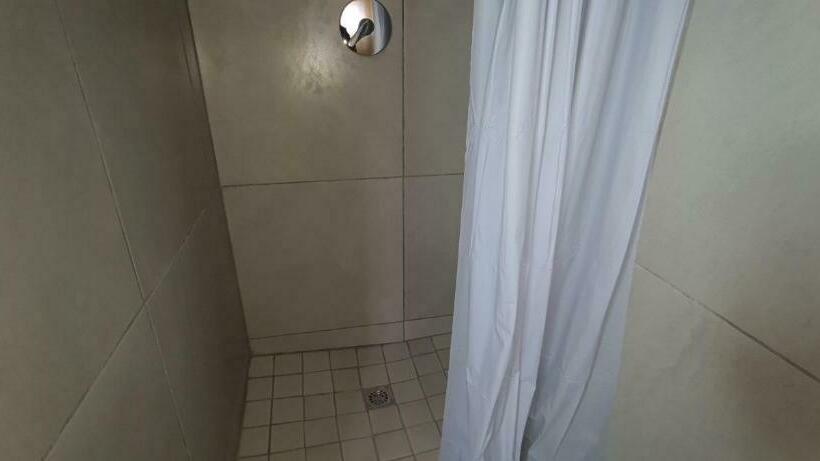 Номер Стандарт, Ojong S Court Kraaifontein